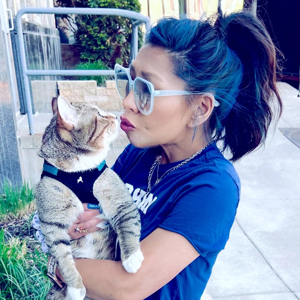 Meet Your Seller @Eah98